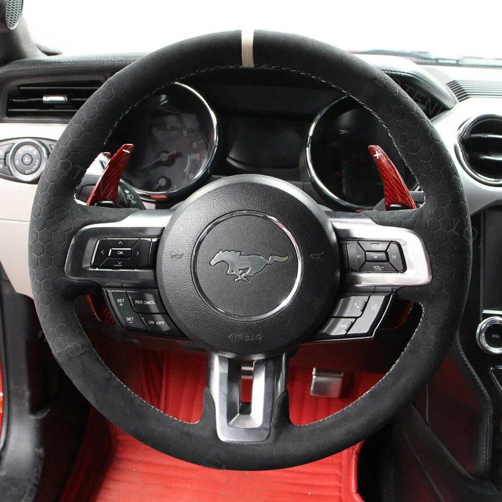 Lenkradbezug für Ford Mustang 2015-2024