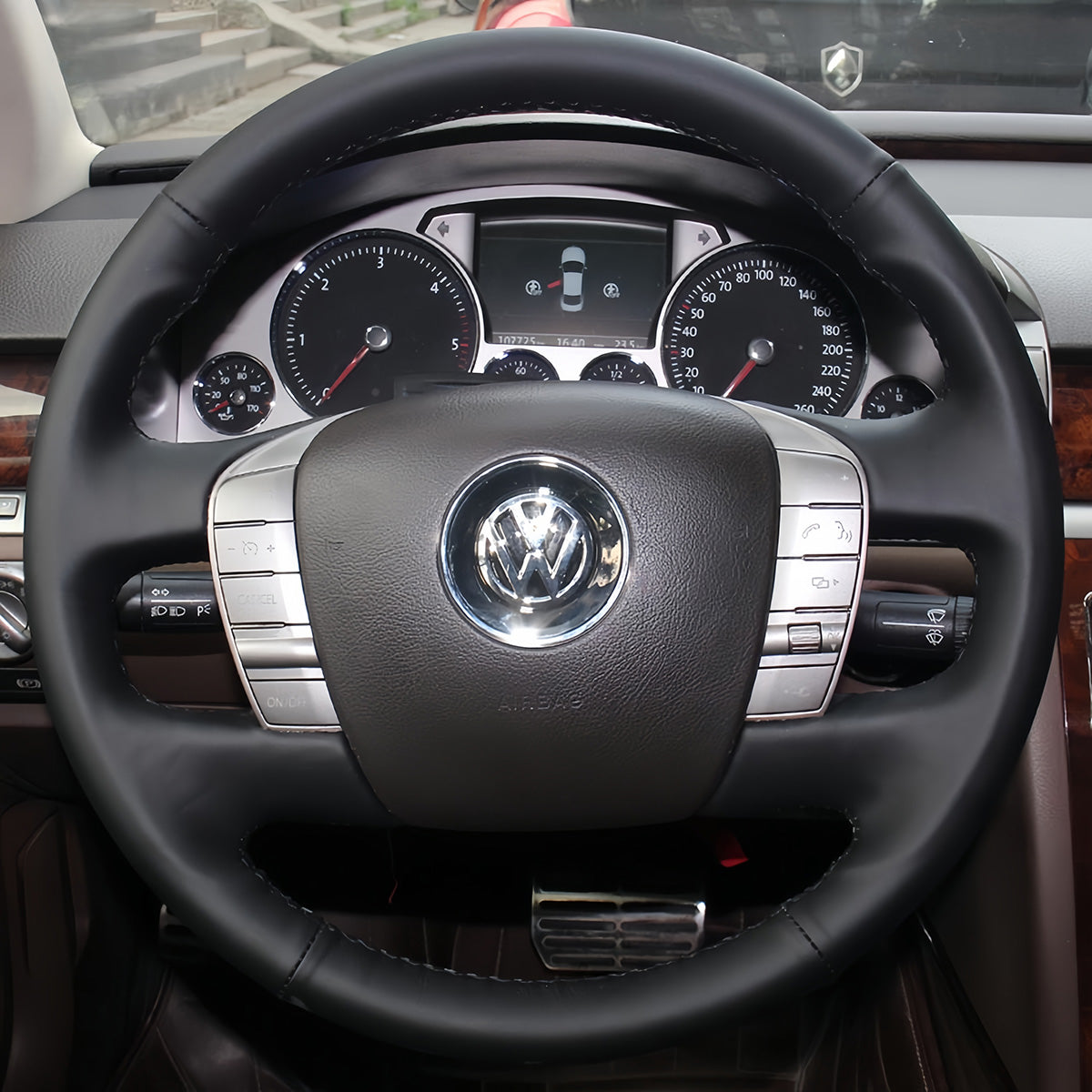 Steering Wheel Cover for Volkswagen VW Phaeton 2010-2016