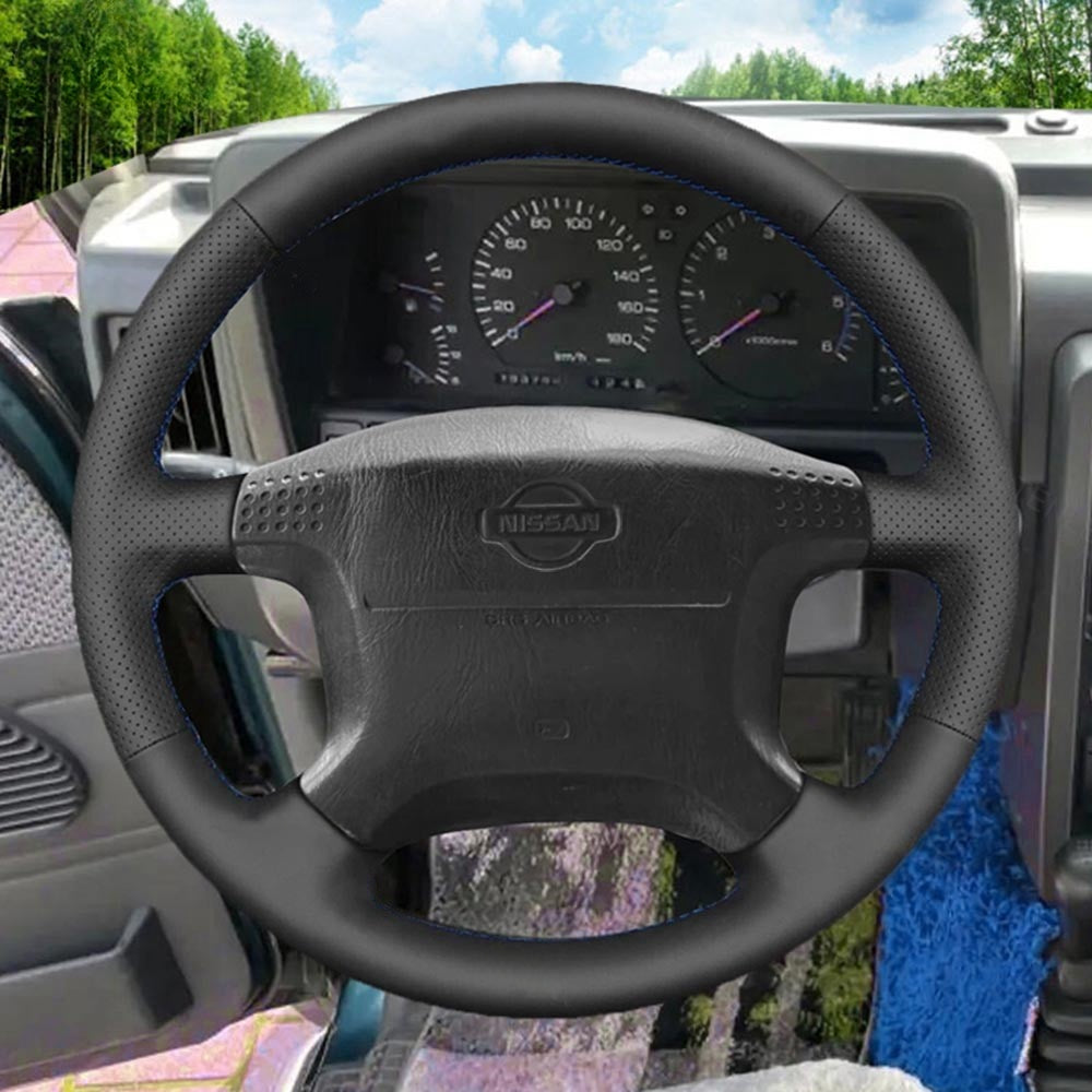 Lenkradbezug für Nissan Patrol 1997-2004