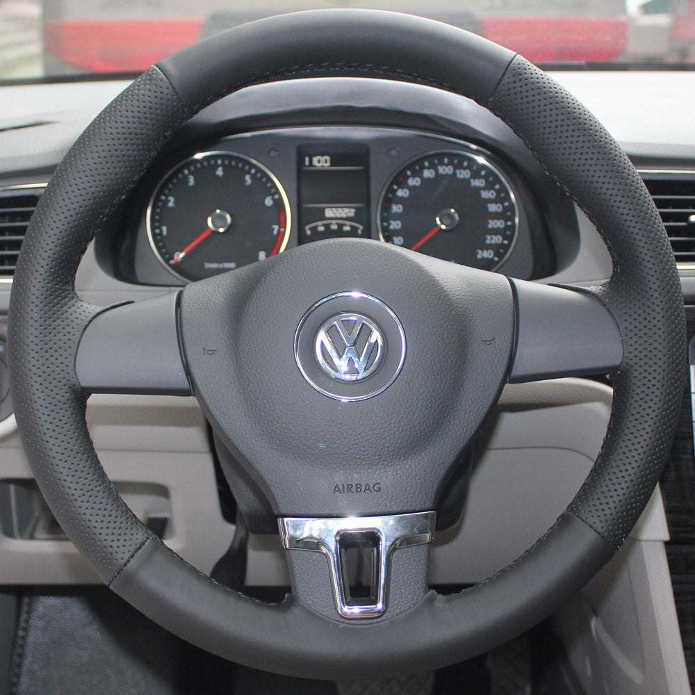 Steering Wheel Cover for Volkswagen VW Passat Sharan EOS Amarok California Caravelle T5 2009-2016