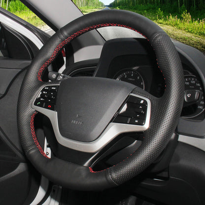 LQTENLEO Black Leather Hand-stitched No-slip Soft Car Steering Wheel Cover Braid for Hyundai Accent 2018-2022 Elantra VI 2015-2018