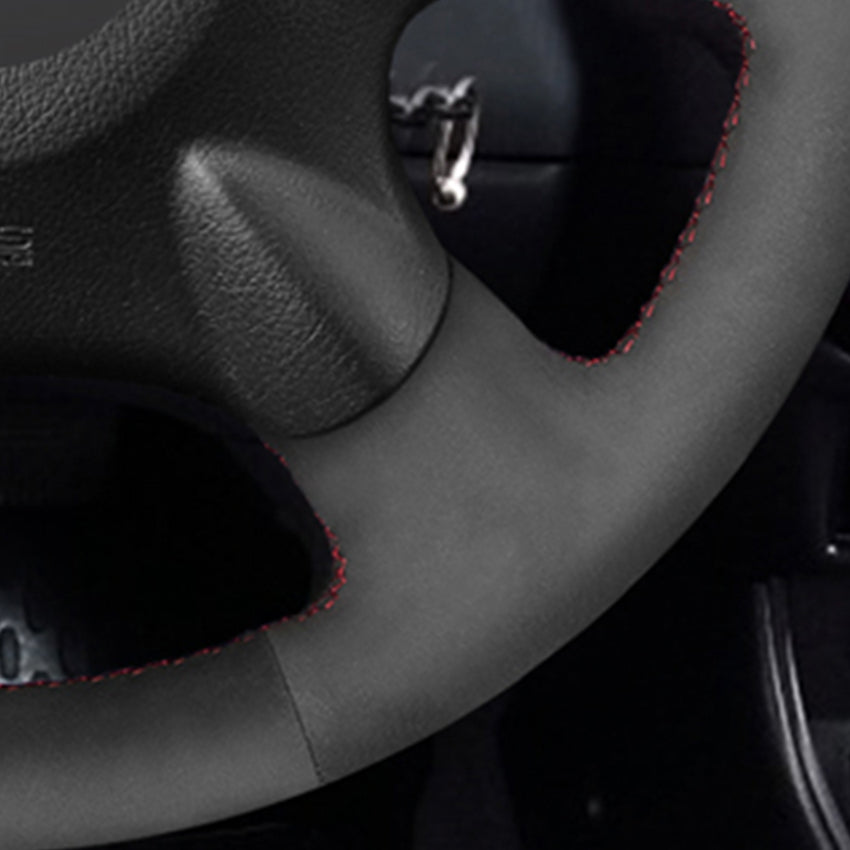 LQTENLEO Carbon Fiber Leather Suede Hand-stitched Car Steering Wheel Cover for Nissan Almera (N16) / Almera Tino / X-Trail (T30) / Primera (P12) /Terrano 2 / Serena / Pathfinder /Bluebird Sylphy / Caravan / Expert