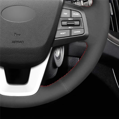 LQTENLEO Carbon Fiber Leather Suede DIY Hand-stitched Car Steering Wheel Cover for Hyundai ix25 2014-2016 / Creta 2016 2017