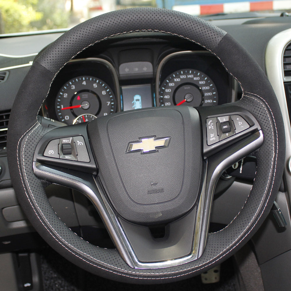 Lenkradbezug für Chevrolet Camaro Malibu Limited Sonic Volt 2011-2016