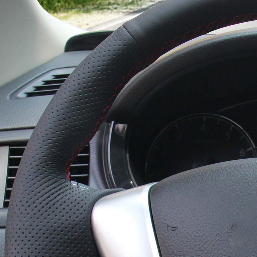 Steering Wheel Cover for Nissan Sentra Versa Note Serena Tiida 2011-2020